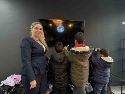 Mardinli hayırsever iş adamlarından ihtiya&ccedil; sahibi &ccedil;ocuklara bayramlık hediye