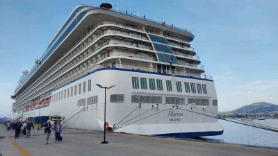 Marina, bin 194 yolcu getirdi
