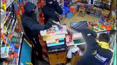 Market sahibine dehşeti yaşatan gasp&ccedil;ılar tutuklandı
