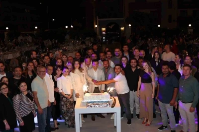 Marmaris Belediyesi personeli sezon &ouml;ncesi moral depoladı
