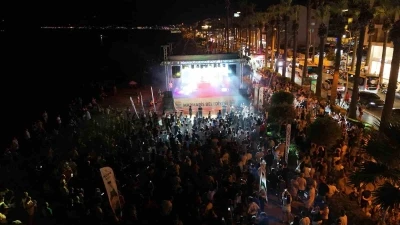 Marmaris, hafta sonu m&uuml;ziğe doydu
