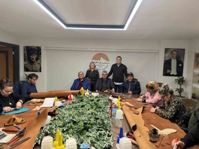 Marmaris&rsquo;in k&ouml;kl&uuml; zanaatı yeniden hayat buluyor
