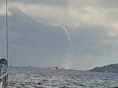 Marmaris K&ouml;rfezi&rsquo;nde hortum paniği
