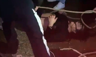 Marmaris&rsquo;te denize atlayan kadını vatandaşlar kurtardı
