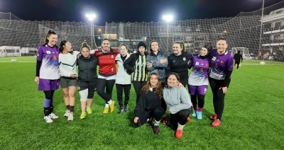 Marmaris&rsquo;te kadınlardan 9 yıllık futbol geleneği
