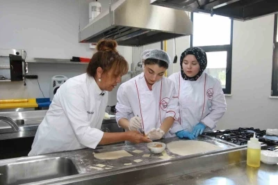 MasterChef Ayten Saner’den lezzet dersi
