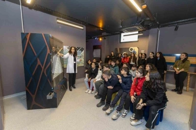 Matematik evi bir yılda binlerce &ouml;ğrenciyi ağırladı
