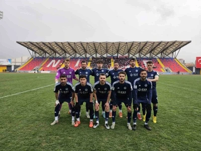 Mazıdağı Fosfatspor deplasmanda kazandı, Play-Off umudunu s&uuml;rd&uuml;rd&uuml;

