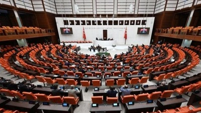 Meclis'te muhalefetin &ouml;nerileri reddedildi