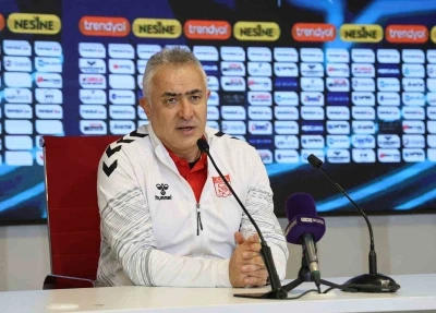 Mehmet Altıparmak: "Sivasspor&rsquo;u geldiği yere, S&uuml;per Lig&rsquo;e &ccedil;ıkartmak istiyoruz
