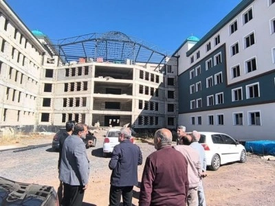 Mehmet Gürgür Hafızlık ve Gençlik Merkezi inşaatı devam ediyor