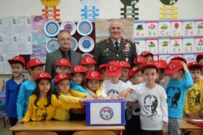Mehmet&ccedil;iklerin mektupları Samsunlu &ouml;ğrencilerle buluştu
