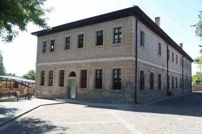 Melikgazi Belediyesi İngilizce Yaz Kampı başlıyor
