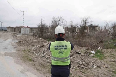 Melikgazi Belediyesi&rsquo;nden hafriyat uyarısı
