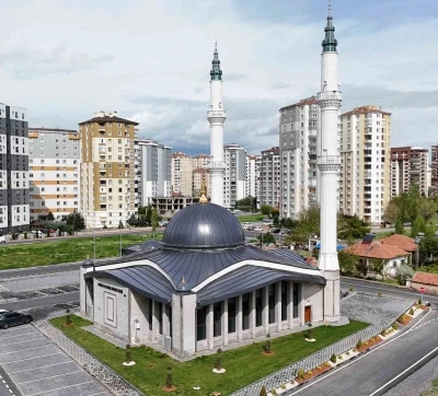 Melikgazi Belediyesi Osman-Fatma Fırıncı Cami a&ccedil;ılıyor
