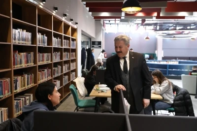 Melikgazi&rsquo;nin geleceğe ışık tutan yatırımı: Akıl K&uuml;p&uuml; K&uuml;t&uuml;phaneleri
