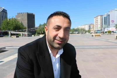 Memleketi Diyarbakır&rsquo;dan Fenerbah&ccedil;e başkan adaylığını a&ccedil;ıklayan Aziz Yıldırım&rsquo;a destek
