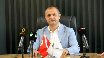 Menaf Kıyan&ccedil;: "Y&uuml;zde 99 aday değilim"
