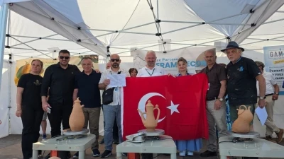 Menemen &ccedil;&ouml;mlek&ccedil;iliği Fransa&rsquo;da tarih yazdı
