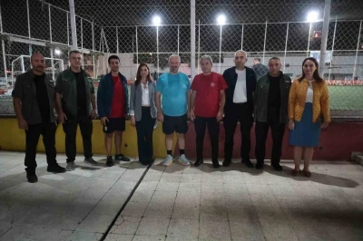 Menemen’de gençler sahada buluştu
