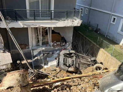 Menemen&rsquo;de istinat duvarı &ccedil;&ouml;kt&uuml;: 151 kişi tahliye edildi
