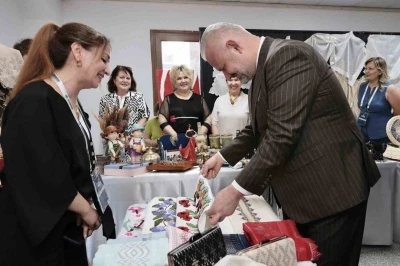 Menemen’de ücretsiz hizmetler 100’e ulaştı
