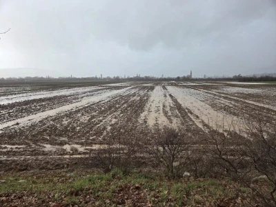 Menteşe&rsquo;de tarım arazileri i&ccedil;in ekipler sahaya indi
