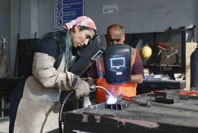 MERCEK&rsquo;te &ccedil;elik kaynak ustaları yetişiyor
