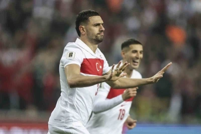 Merih Demiral, Al Ahli ile sözleşme yeniledi
