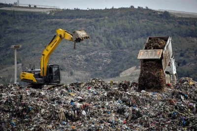 Mersin B&uuml;y&uuml;kşehir, atıktan 117 bin megavat elektrik enerjisi &uuml;retti
