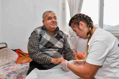 Mersin B&uuml;y&uuml;kşehir Belediyesi 2025&rsquo;te sağlık ve sosyal destekle her kesime ulaştı
