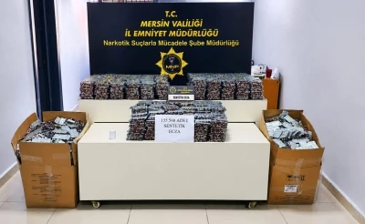 Mersin&rsquo;de 155 bin 568 adet uyuşturucu hap ele ge&ccedil;irildi, 2 kişi tutuklandı
