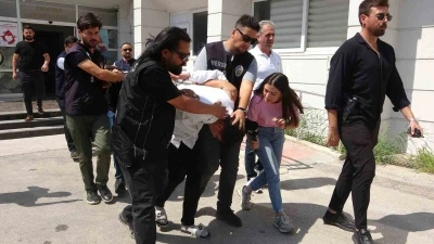 Mersin’de 16 yaşındaki Hiranur’un ölümüne neden olan 3 zanlı adliyeye sevk edildi
