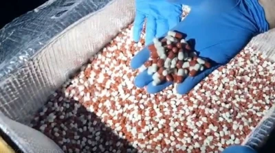 Mersin&rsquo;de 317 bin 285 adet uyuşturucu hap ele ge&ccedil;irildi
