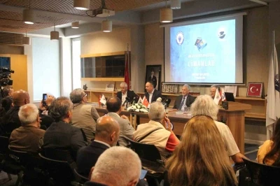 Mersin&rsquo;de &lsquo;Antik D&uuml;nyanın Kalbi Limanlar&rsquo; kitabı tanıtıldı

