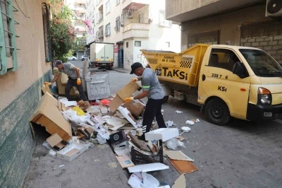 Mersin’de çöp taksiler mobilya atıkları için nöbette

