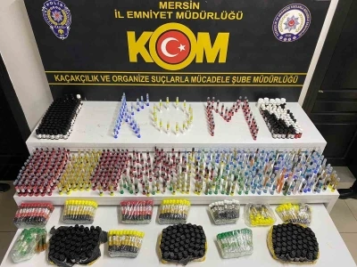 Mersin&rsquo;de depoya baskın binlerce litre ka&ccedil;ak alkol ele ge&ccedil;irildi: 1 tutuklama
