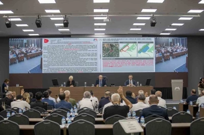 Mersin&rsquo;de iki ismin hatırası okuma salonlarında yaşayacak
