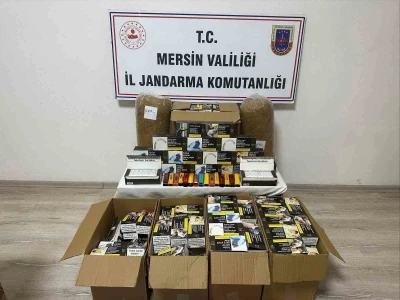 Mersin&rsquo;de ka&ccedil;ak makaron operasyonu: 2 g&ouml;zaltı
