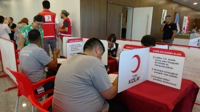 Mersin’de sağlık personeli kök hücre bağışı için sıraya girdi
