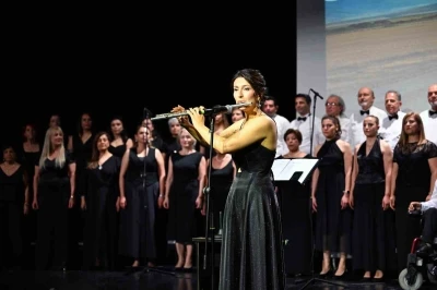 Mersin&rsquo;de Sivil Toplumun Sesi Korosu sanatseverlerle buluştu
