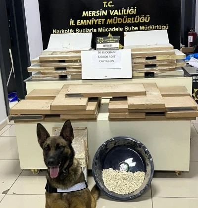 Mersin&rsquo;de TV &uuml;nitelerine gizlenmiş 520 bin uyuşturucu hap ele ge&ccedil;irildi
