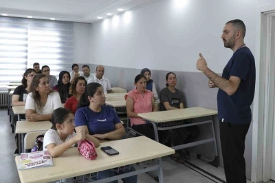 Mersin’de veliler eğitim sürecine dair bilgilendirildi
