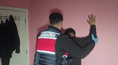 Mersin&rsquo;de yasa dışı bahis operasyonu: 9 tutuklama
