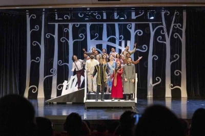 Mersin Şehir Tiyatrosu&rsquo;na &rsquo;Ensemble &Ouml;d&uuml;l&uuml;&rsquo;
