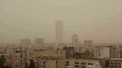 Mersin ve il&ccedil;elerinde toz taşınımı etkili oldu
