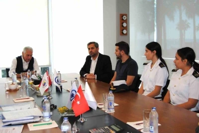 Mersinli genç denizciler Erasmus stajı için İtalya yolcusu
