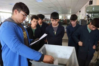 Meslek lisesi &ouml;ğrencilerinden sıfır atık hamlesi
