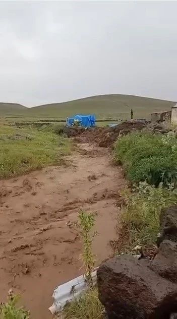 Meteoroloji uyarmıştı: Kağızman&rsquo;da sel

