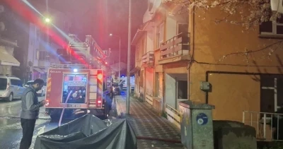 Metruk binada &uuml;st &uuml;ste 3 yangın
